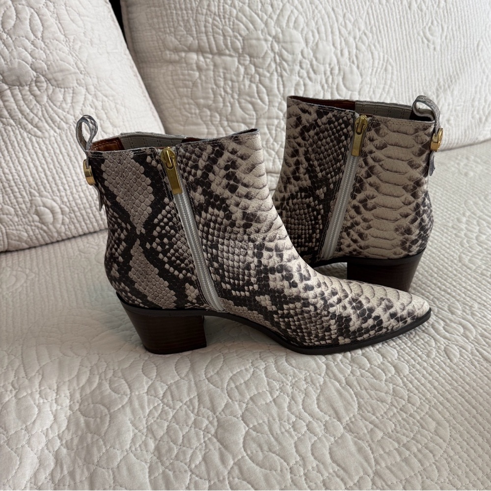 Franco Sarto Black and White Snakeskin Ankle Boots western cowboy - Picture 3 of 8